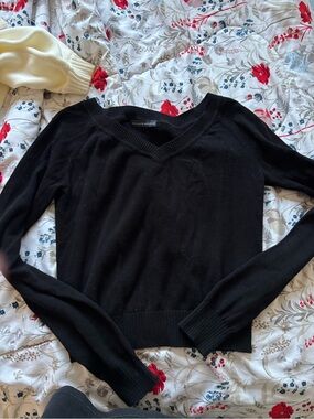 Brandy Melville Black V-Neck Sweater